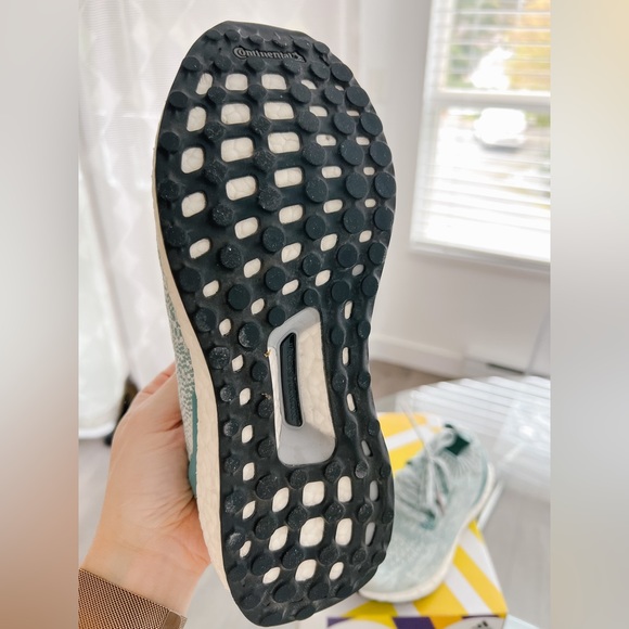 2016 Adidas ultraBOOST Uncaged ‘Crystal White’ - Picture 2 of 5